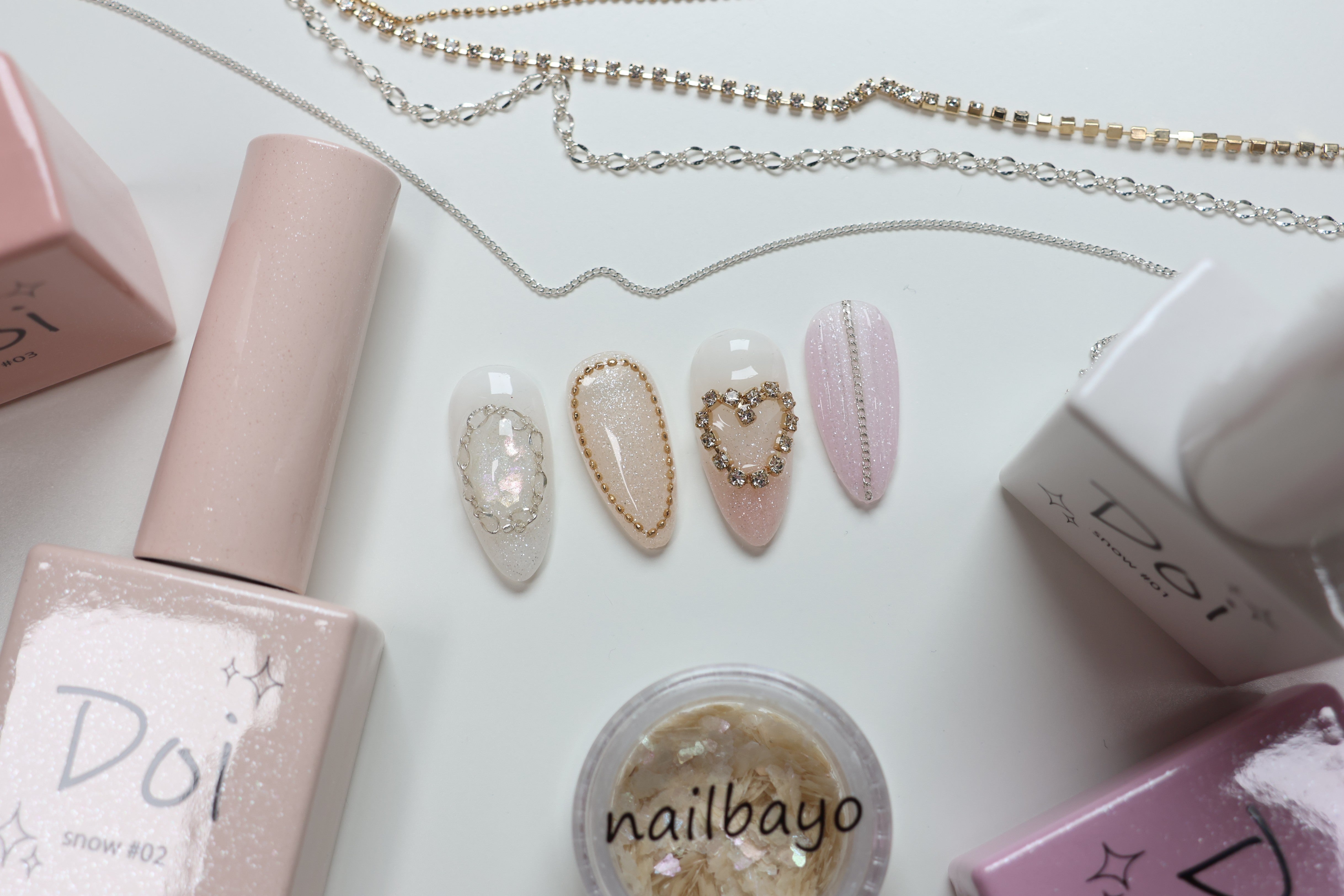 Soft and Elegant Nails Featuring Nailbayo Gels and Chain Parts