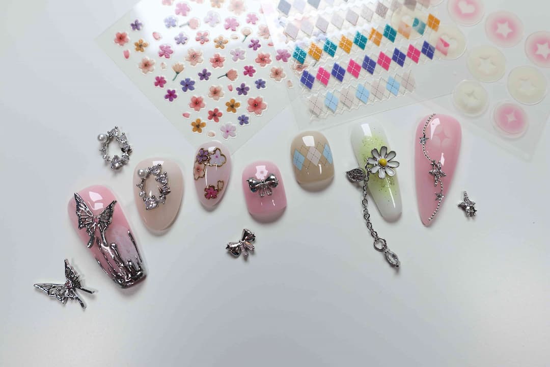 How to Apply Stickers and Nail Charms Featuring Jello Jello