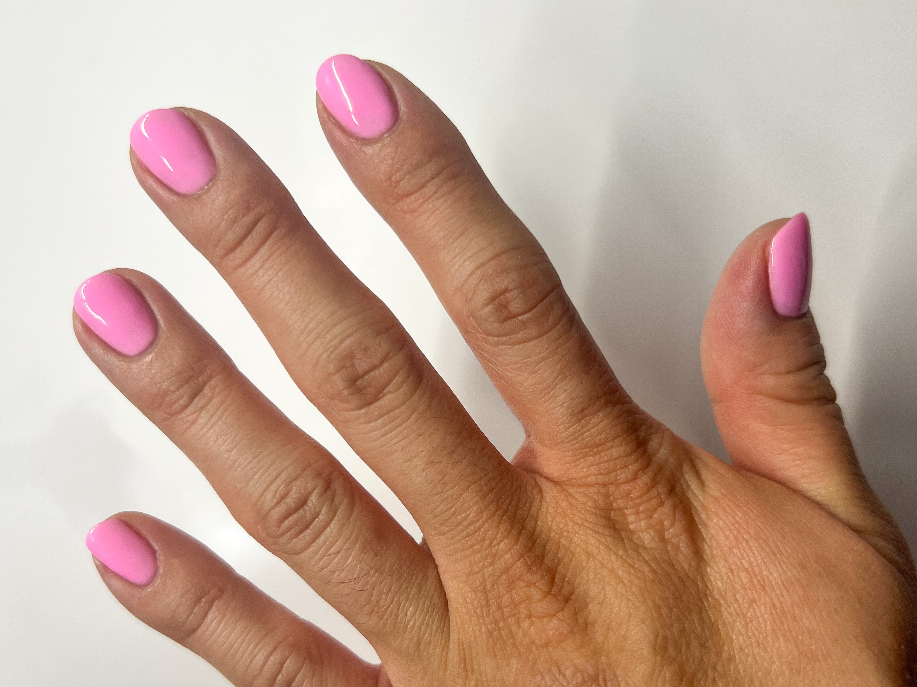 Pro Tips To Help Your At-Home Gel Manicure Last