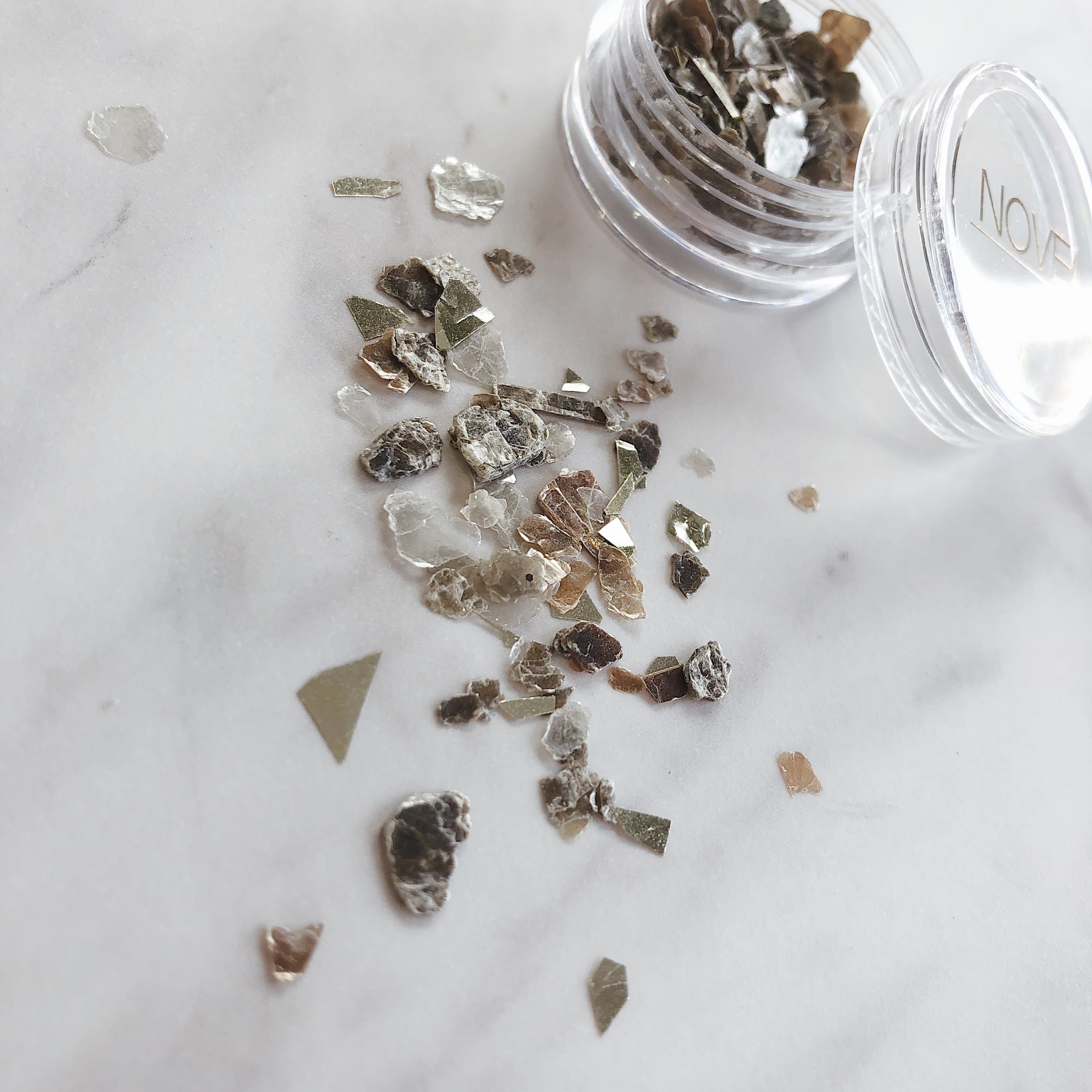 Atelier Novel - H316 Glanz Flake (Glanz & Parin)