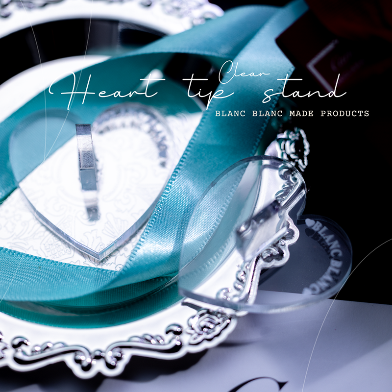 Blanc Blanc - (M168) Clear Heart Tip Stand (1pc)
