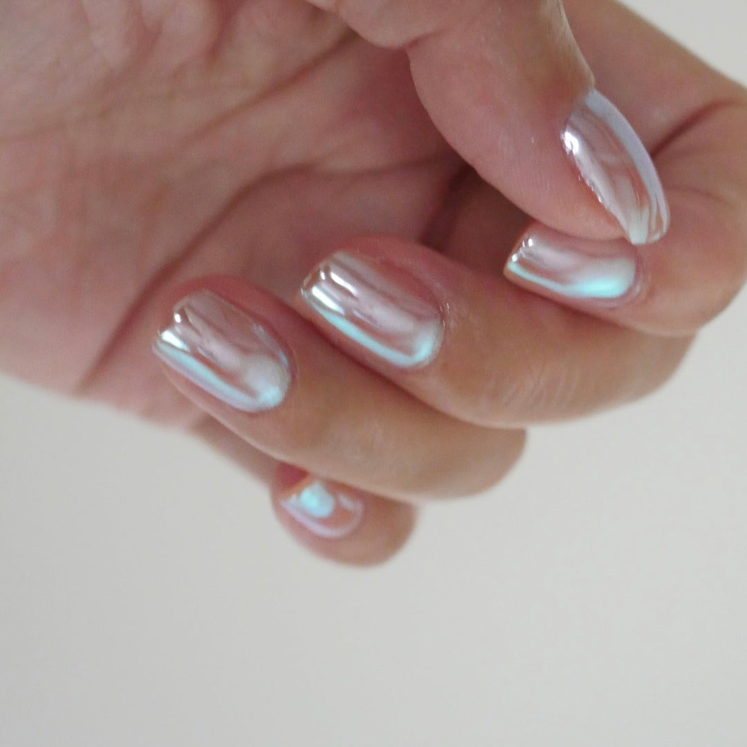 GiU - Pearl Aurora Powder (AKOYA Blue)