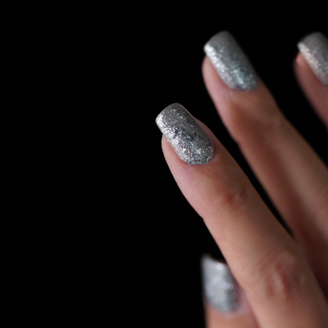 Ungu Nails - GiU Glitter & Aurora Powder