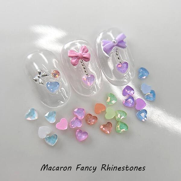 Bonniebee - Macaron Fancy Flatback Rhinestones (mini hearts)