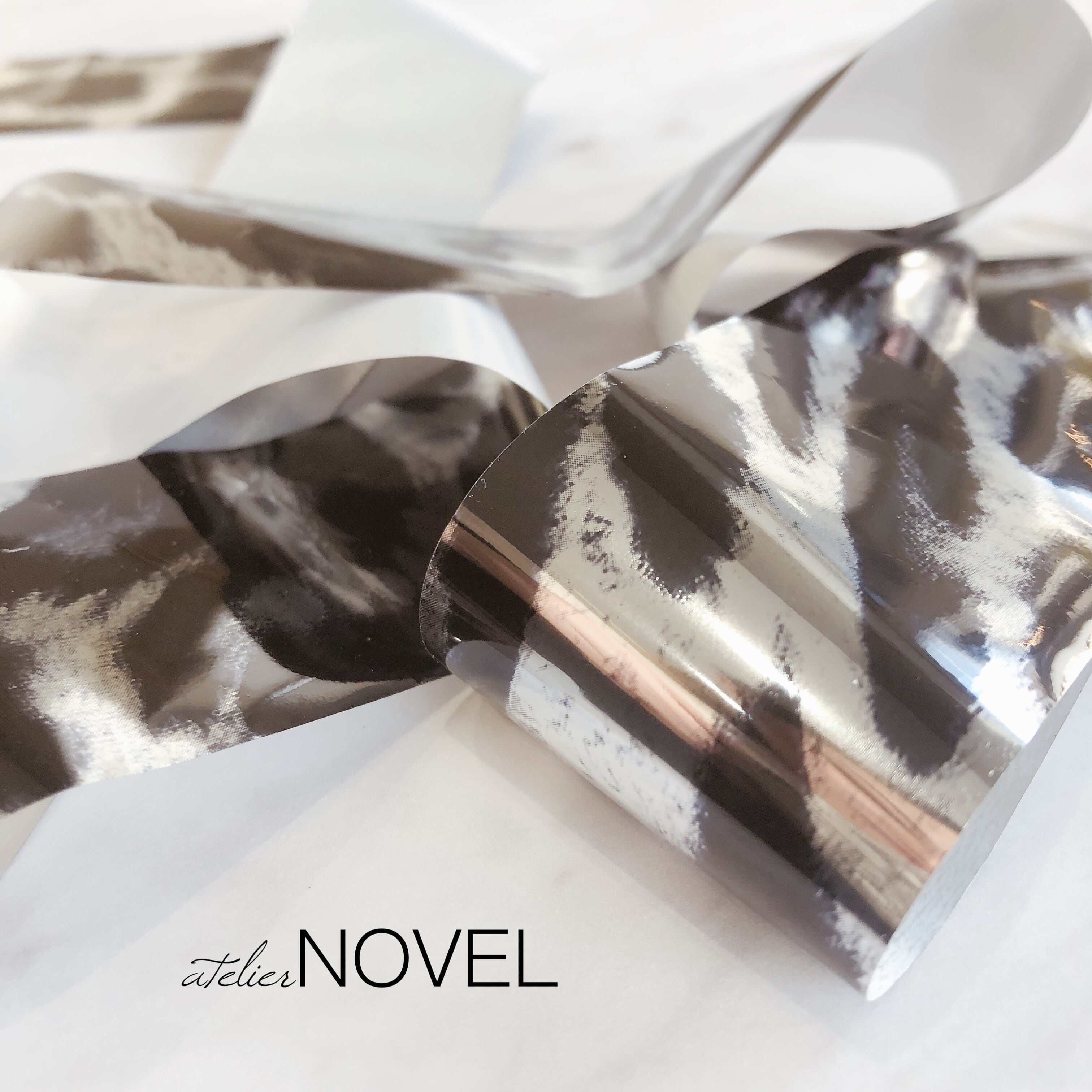 Atelier Novel - F619 Leopard Foil (Silver)