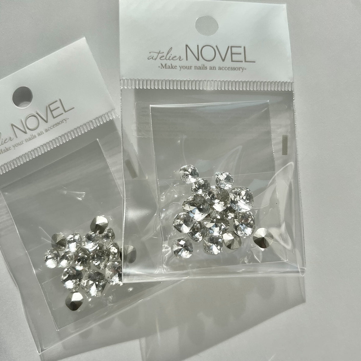 Atelier Novel - P897 Melt Cube Crystal