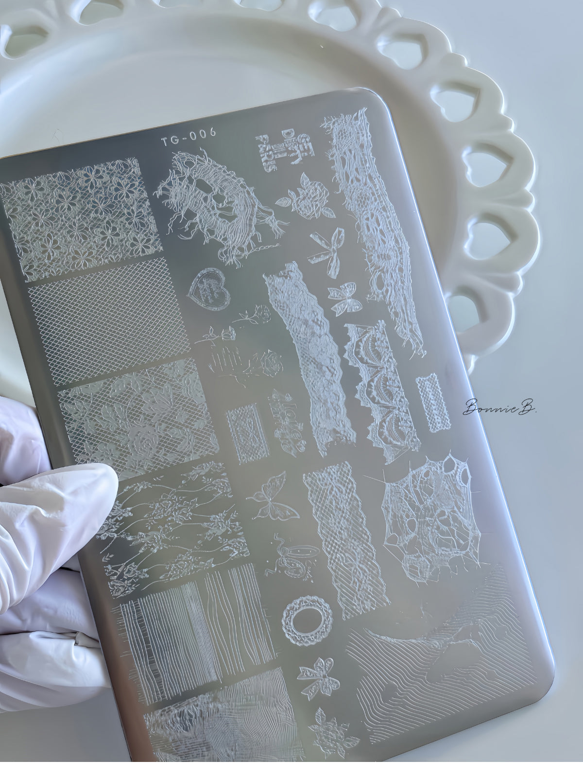 Bonniebee - Geek Chic Mesh Lace Stamping Plate