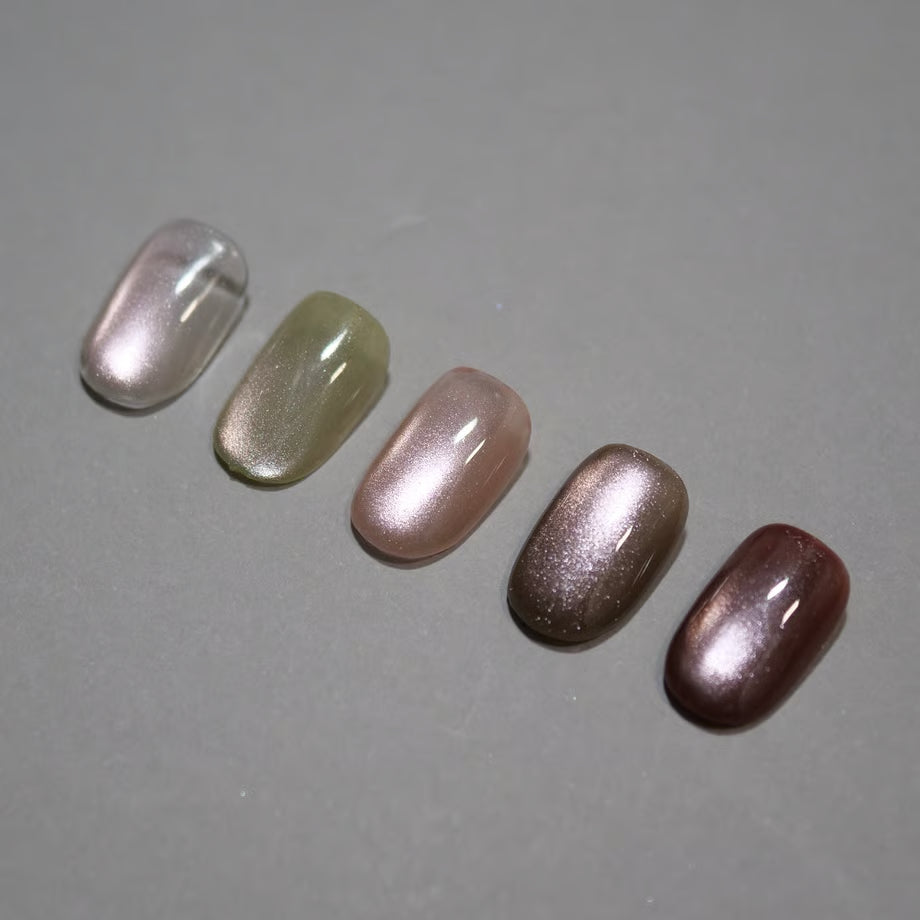 Ungu Nails - Mute Color Magnet