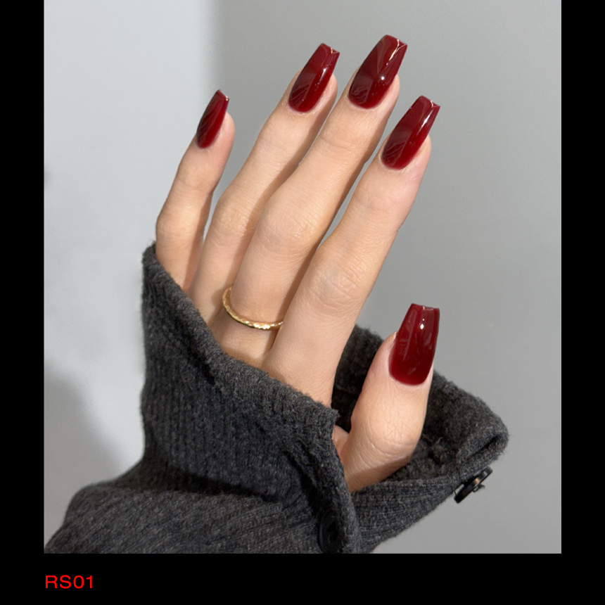 Rozyhip - Red Fever Collection