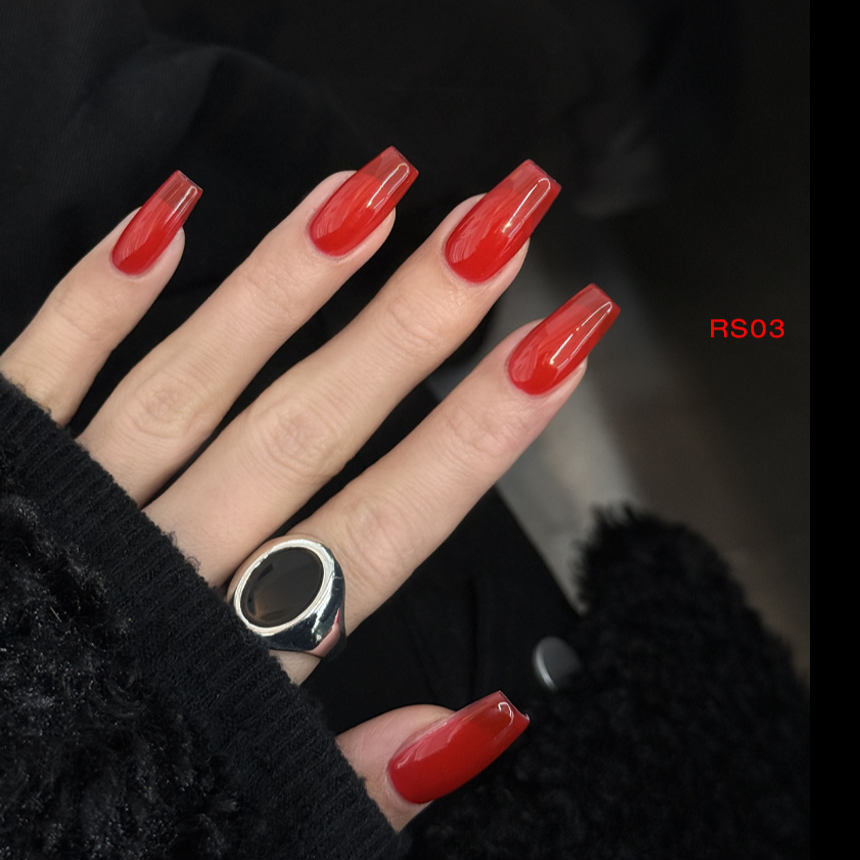 Rozyhip - Red Fever Collection