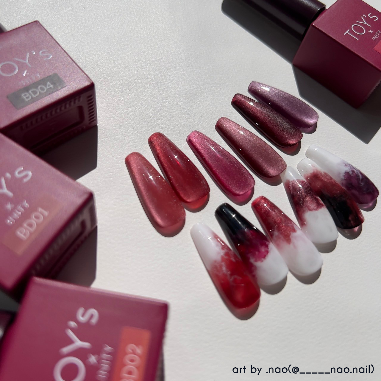 TOY's - Bordeux Mag Collection