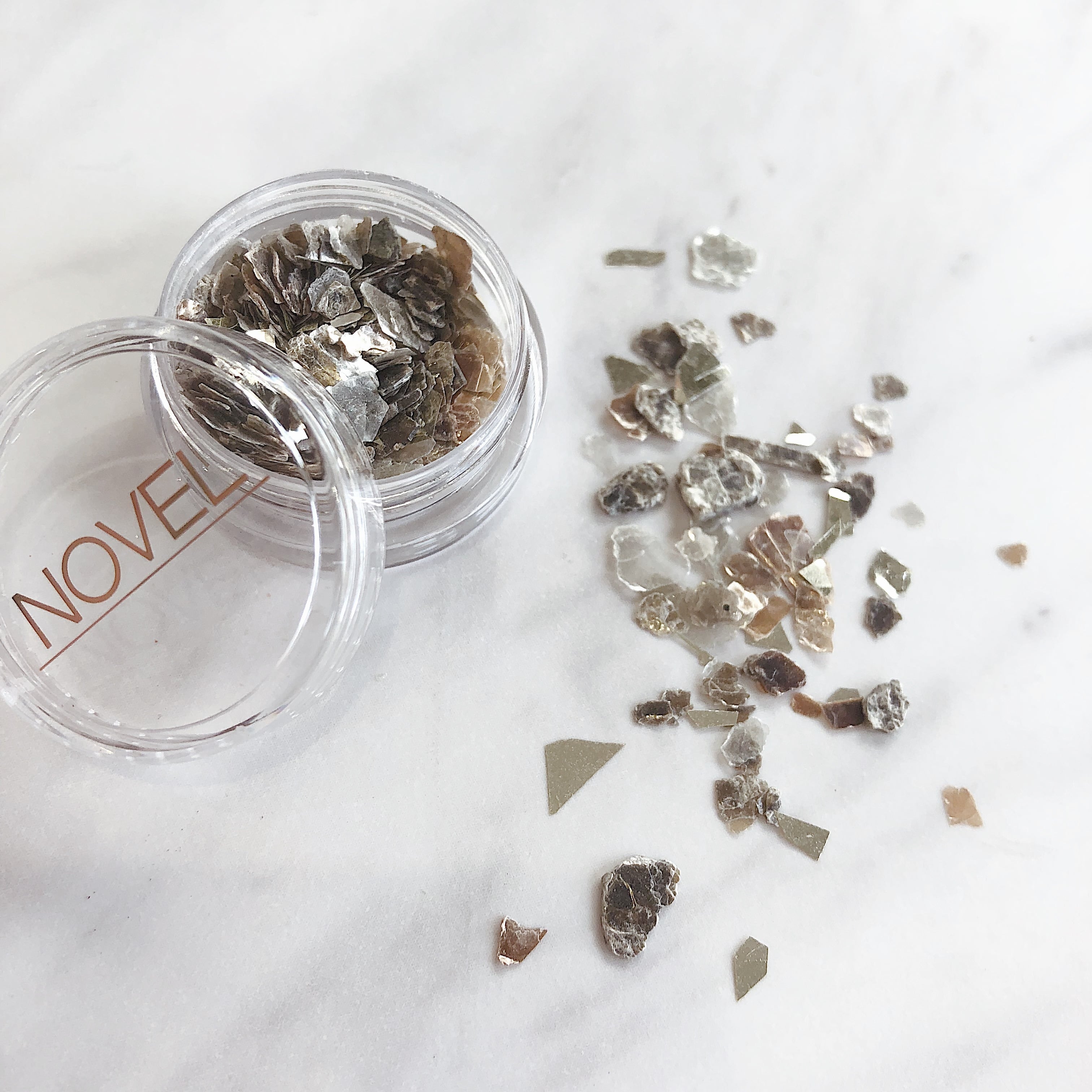 Atelier Novel - H316 Glanz Flake (Glanz & Parin)