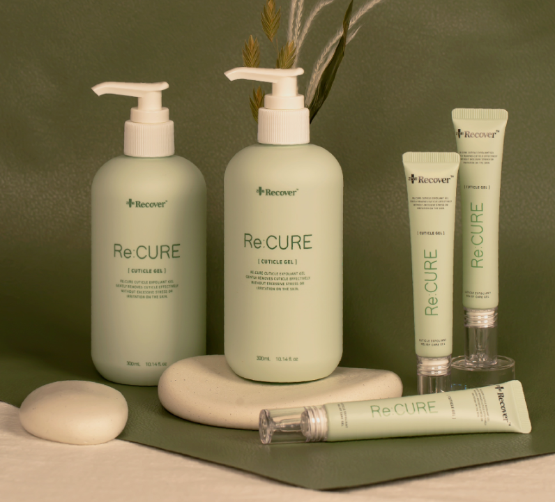 IZEMI Re:cure Cuticle Gel (2 sizes)