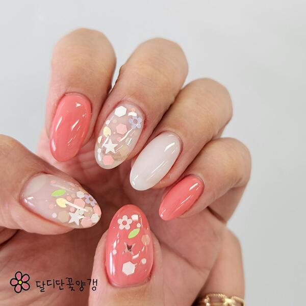 Bonniebee - Sweet Flower Jelly Spring Glitter (6 types) - fix this after