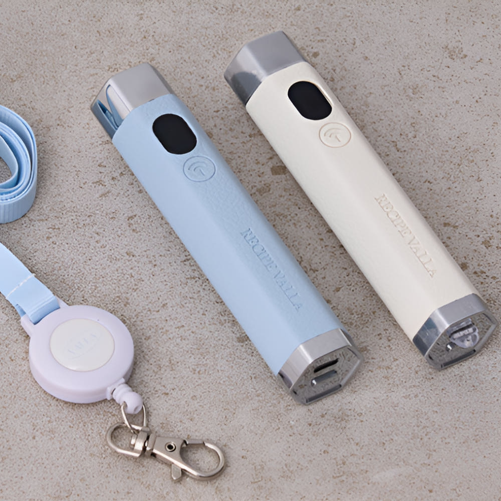 VALLA - V-PIN Lamp (2 colors) + lanyard