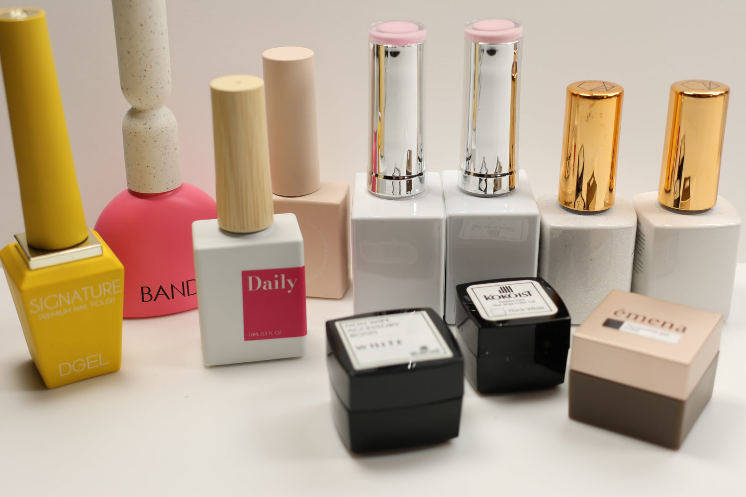 What's the Difference Between Western, Korean, and Japanese Gels?