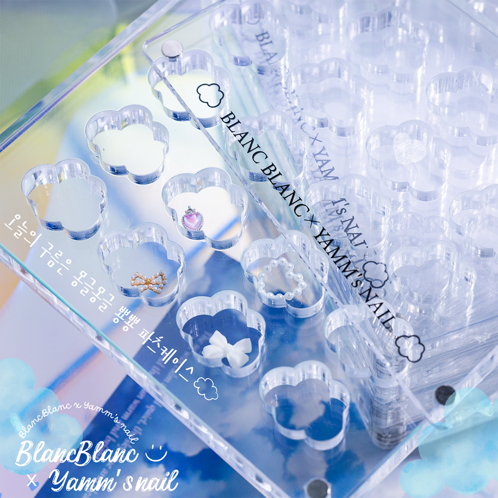 Blanc Blanc - (M246) Blanc Blanc x Yamm's Nail Cloud Charm Case