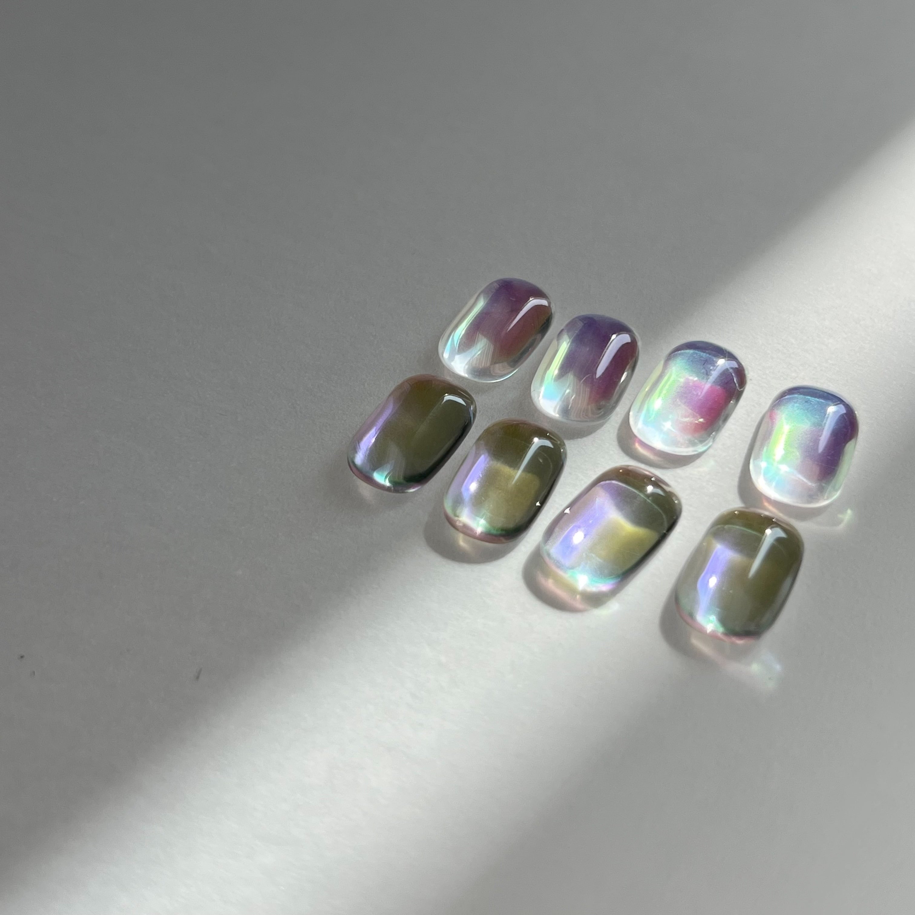 Atelier Novel - P889 Aurora Drop Cabochon (Grape Syrup)