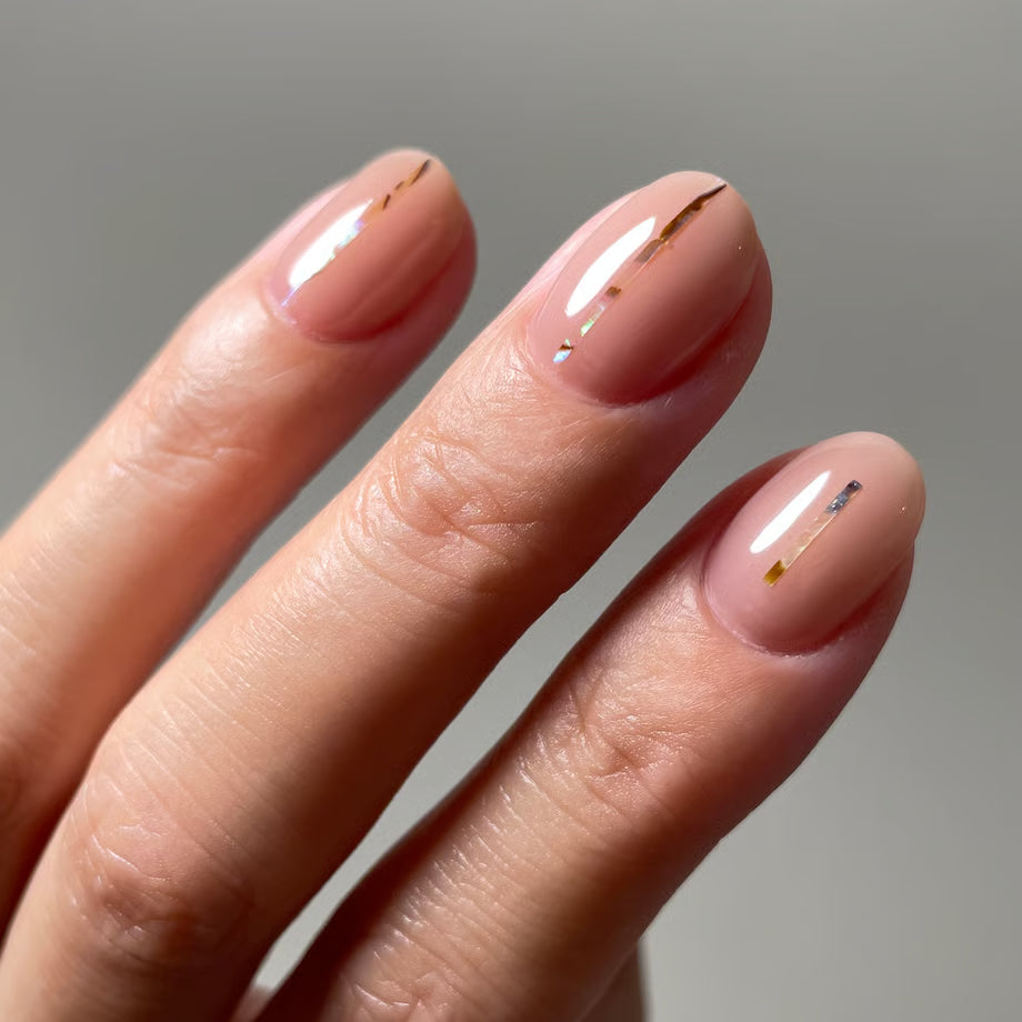 Ungu Nails - Blacklip Shell Strip