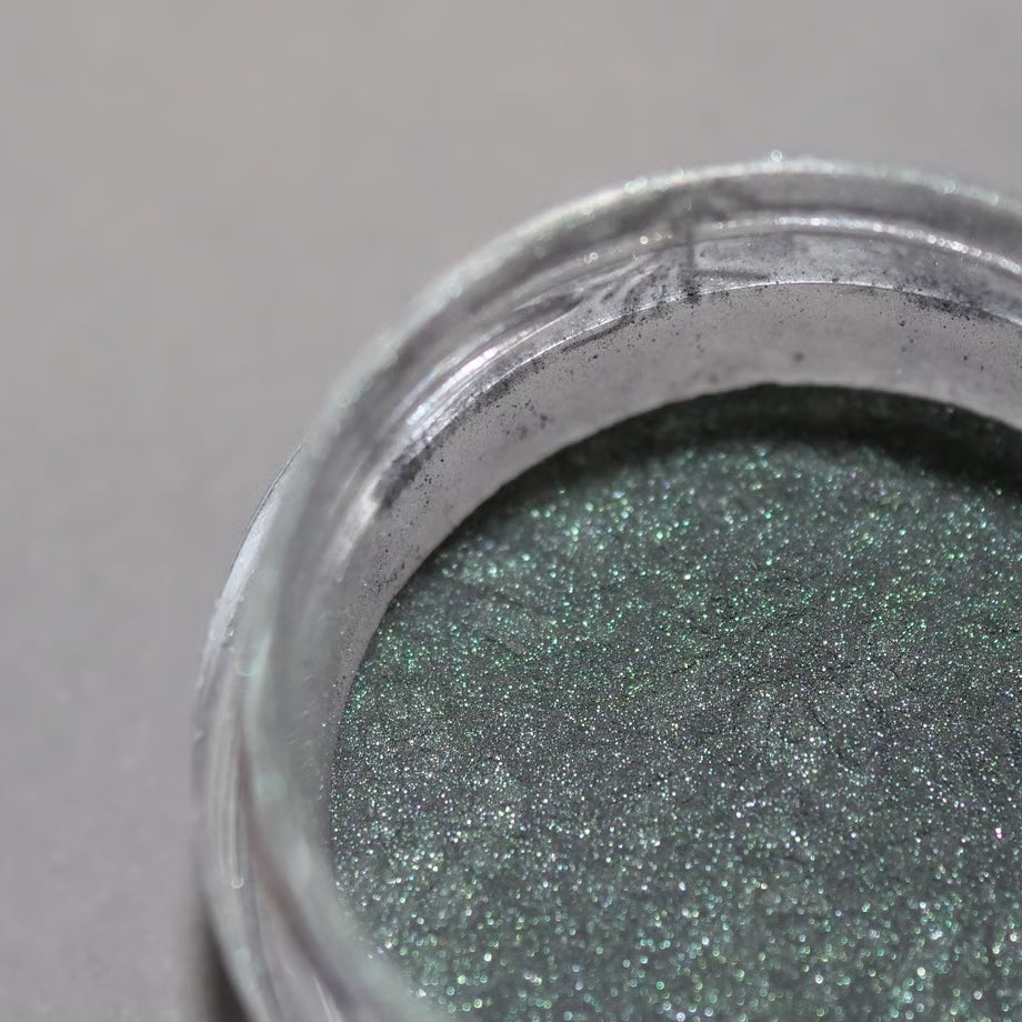 Ungu Nails - Fluorite Magnet