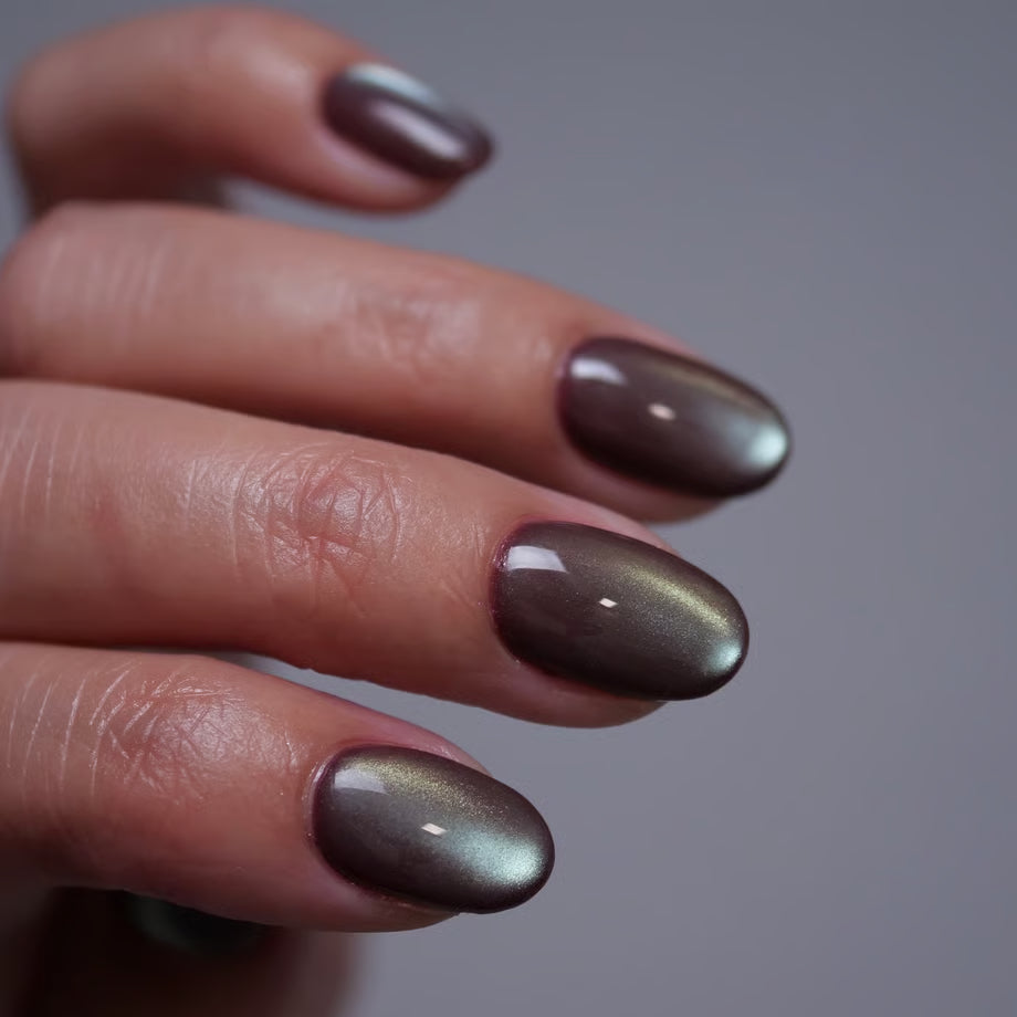 Ungu Nails - Fluorite Magnet
