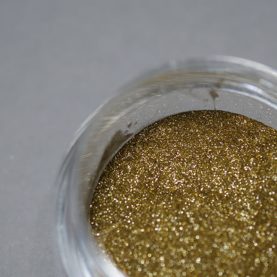 Ungu Nails - Gold Fizz Magnet