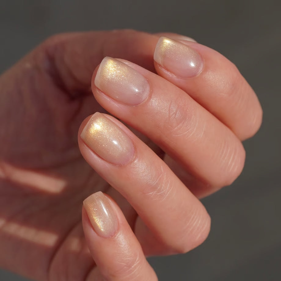 Ungu Nails - Gold Fizz Magnet