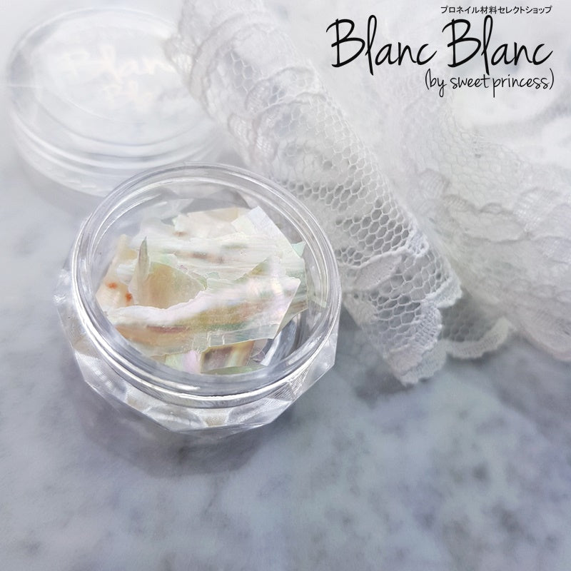 Blanc Blanc - (M34) White Opal Mother-of-pearl