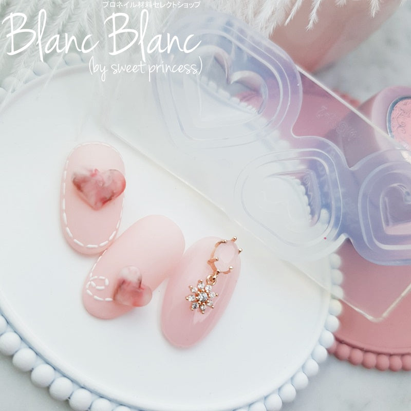 Blanc Blanc - (M39) Plump Heart Nail Mold