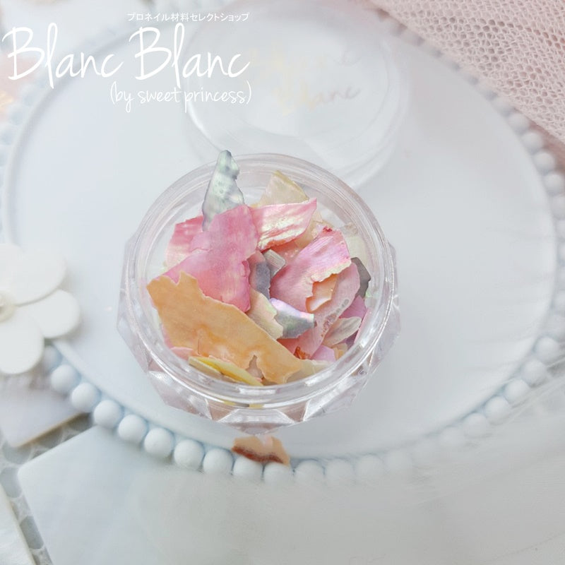 Blanc Blanc - (M28) Silver/Pink Pastel Tone Mother-of-pearl