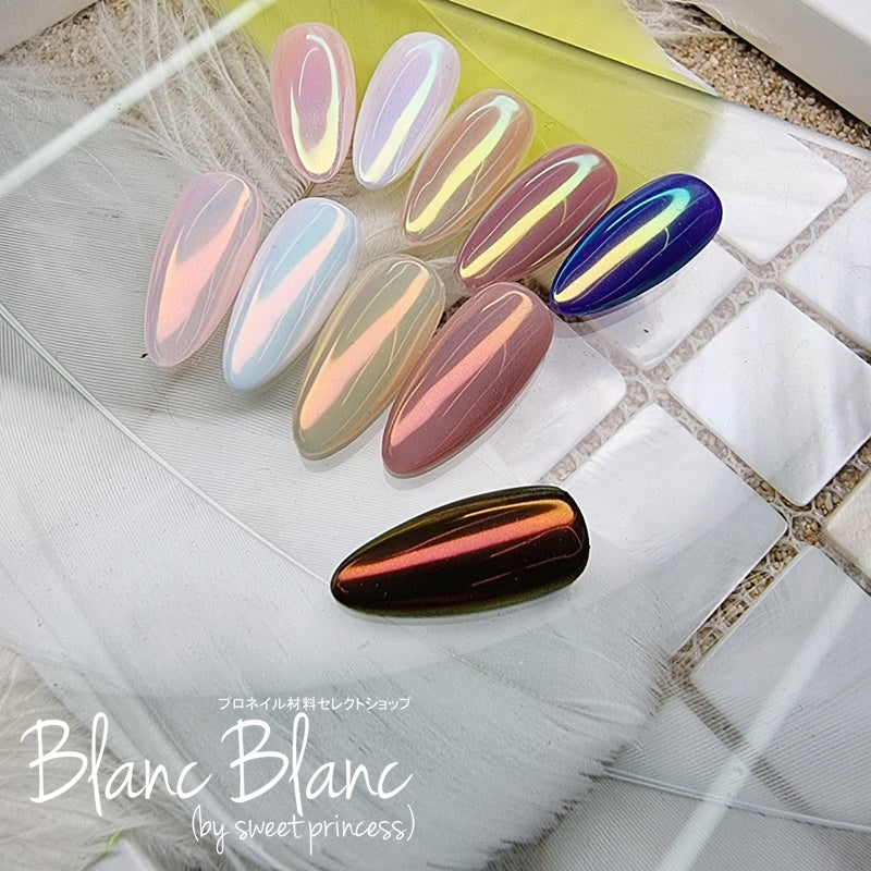 Blanc Blanc - (W40) Pearl Necklace Chrome Powder