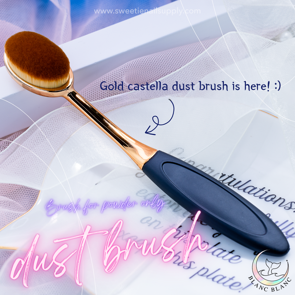 Blanc Blanc - (M240) Gold Castella Dust Brush (Powder usage only)