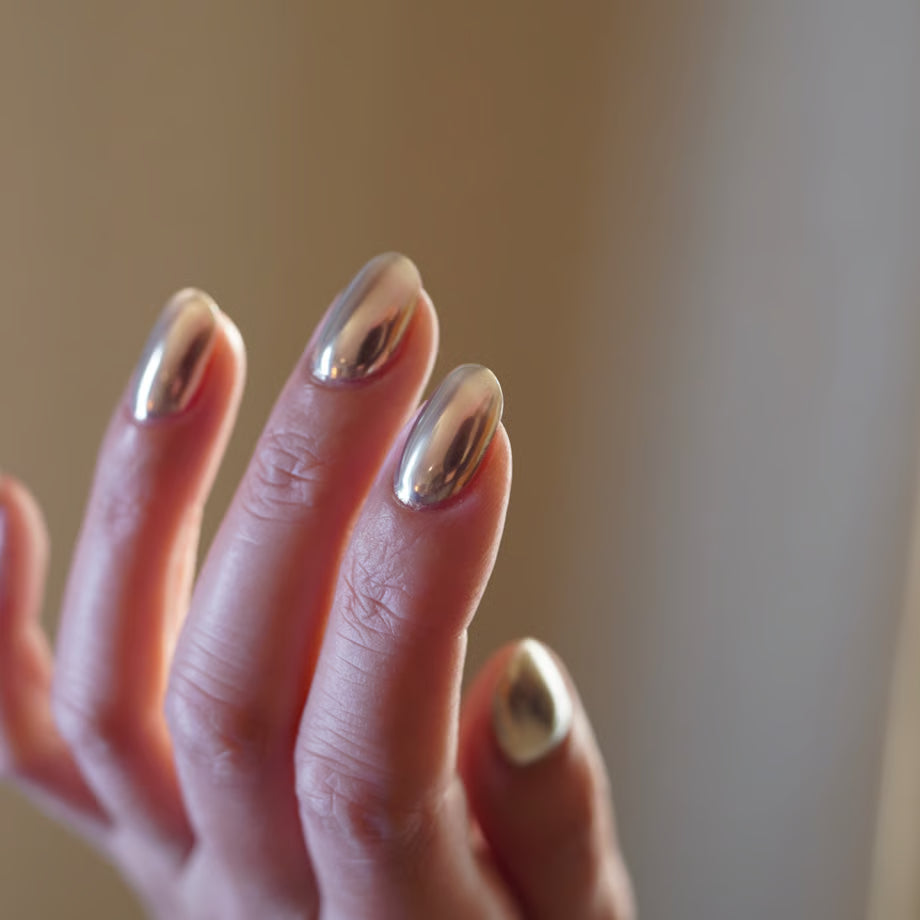Ungu Nails - Mute Color Magnet