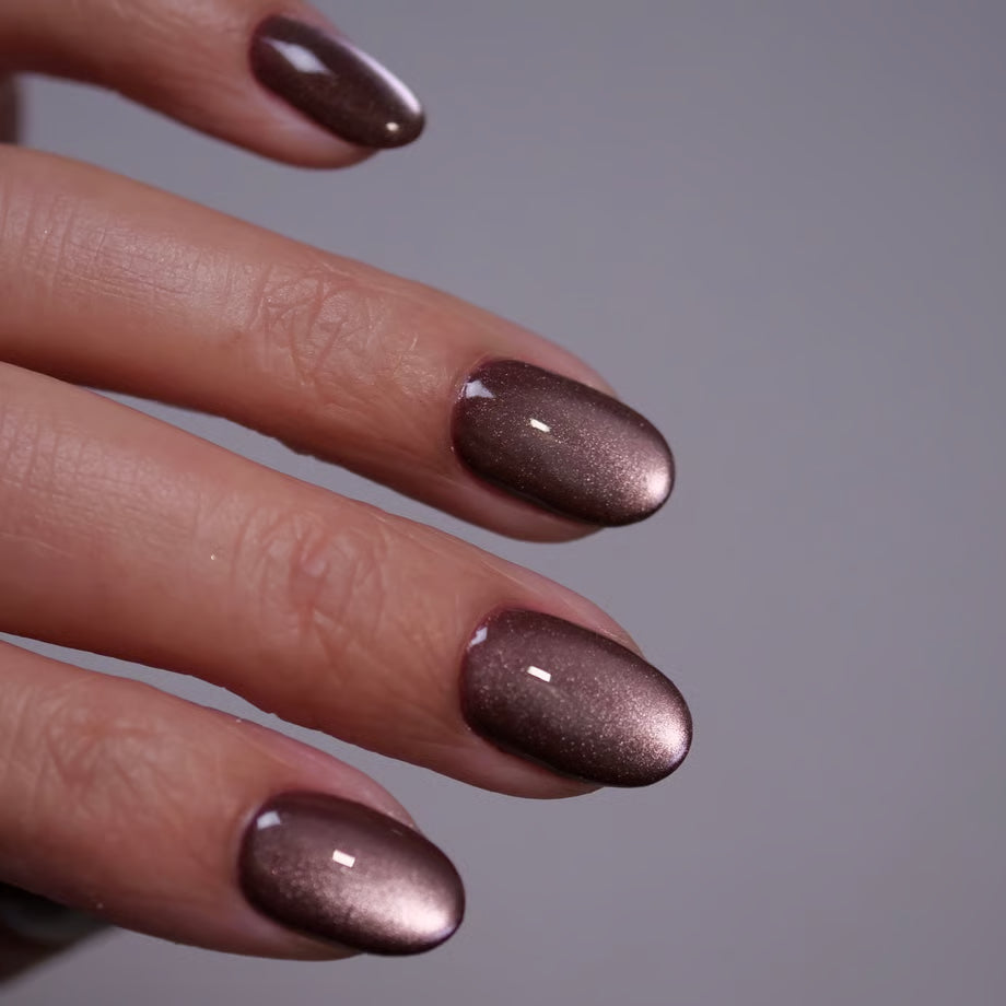 Ungu Nails - Mute Color Magnet