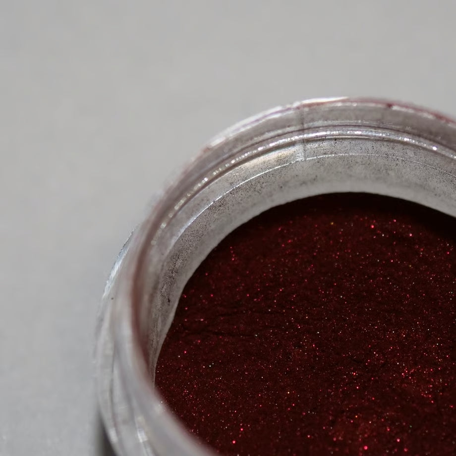 Ungu Nails - Ruby Red Magnet