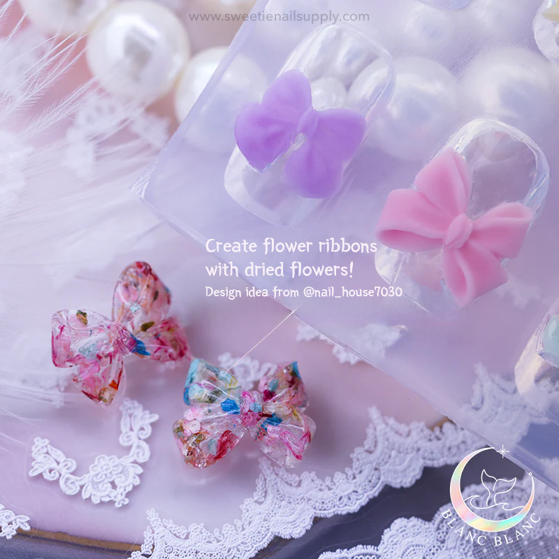 Blanc Blanc - (M136) Ribbon Mold (small size)
