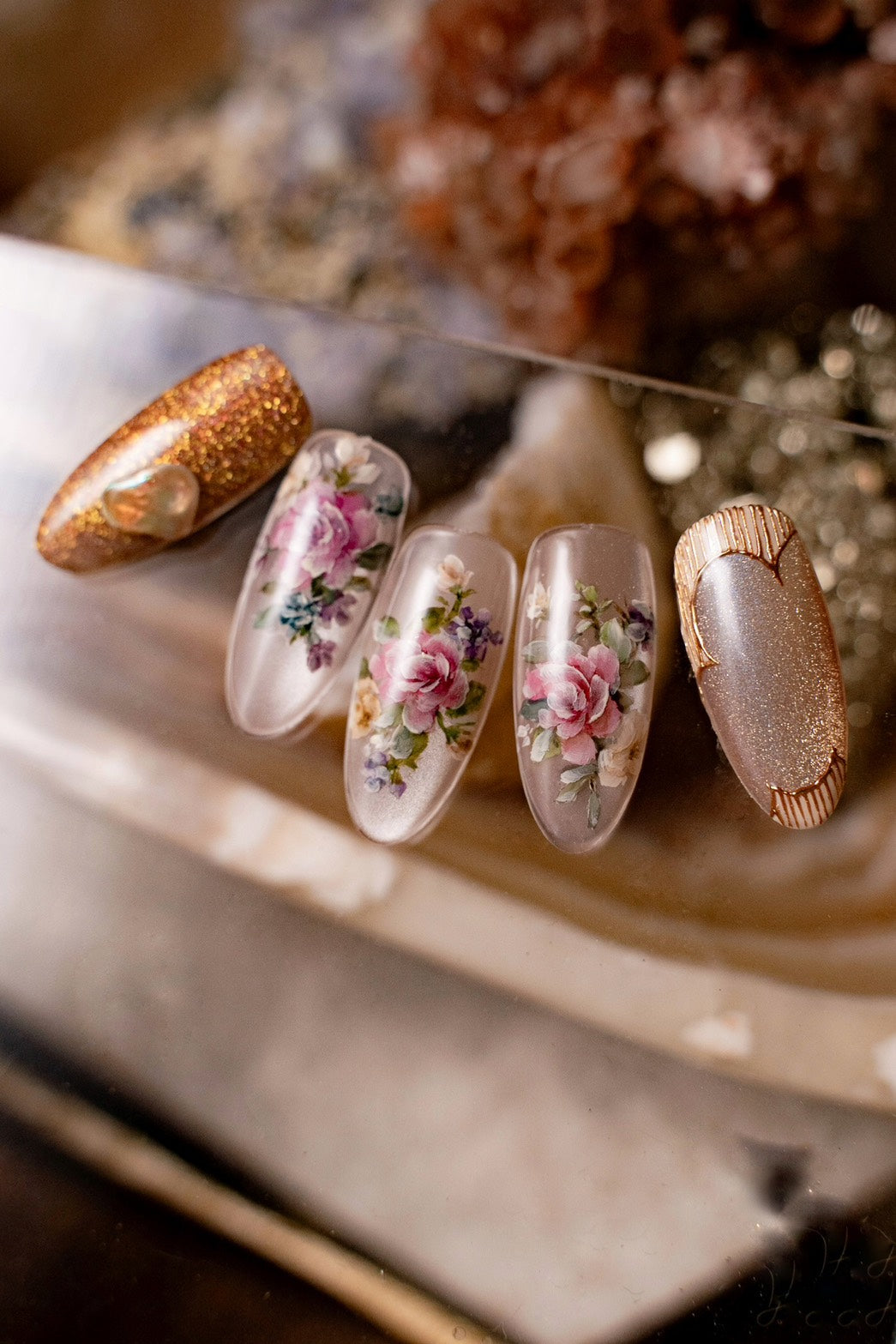 Ginanail -  Online Course Vintage Embossed Rose Bouquet Nail Art Design