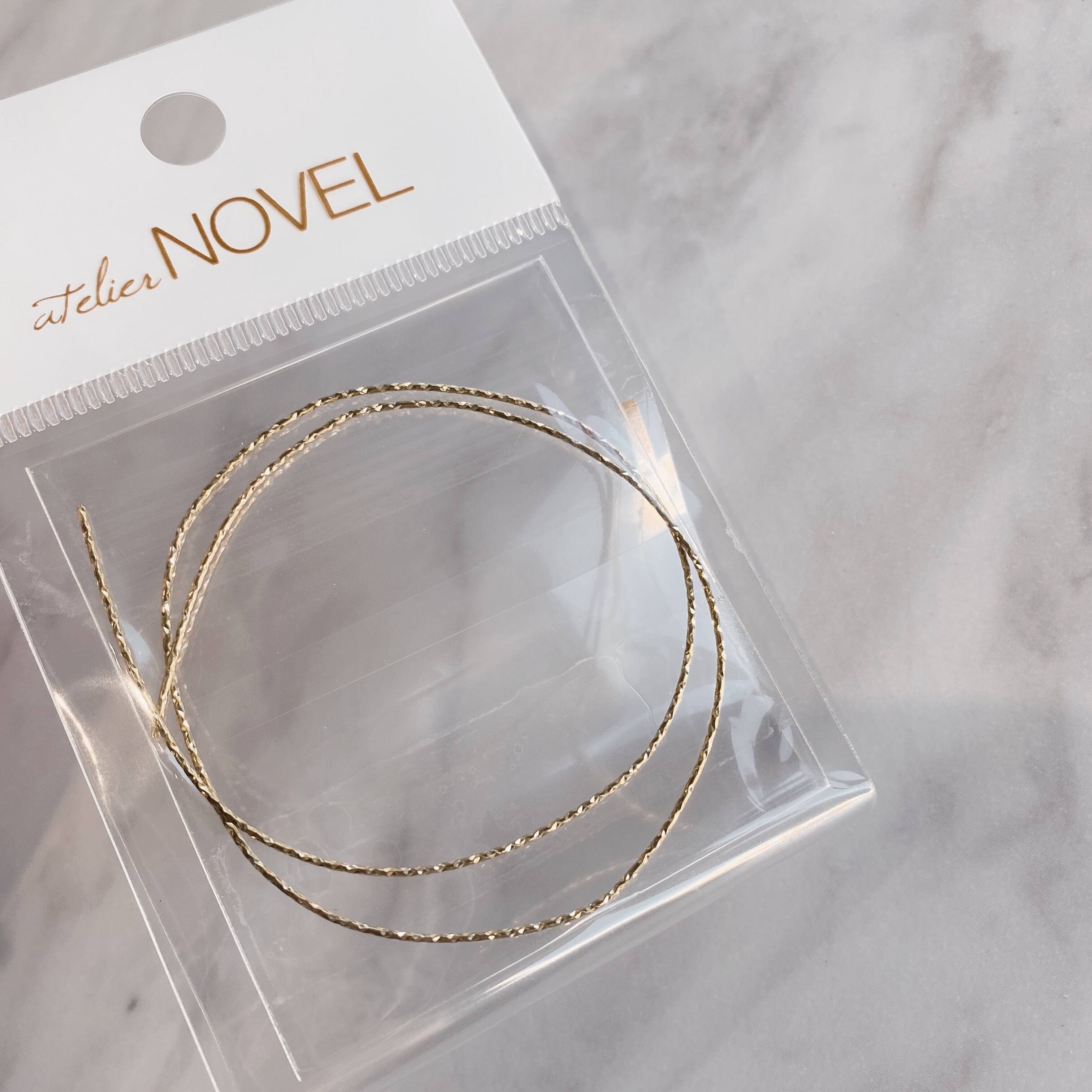 Atelier Novel - P274 Fil Cutline (Gold)