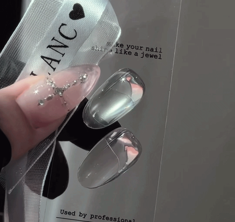Blanc Blanc - Silver Mag Silk Movement Gel (BL18)