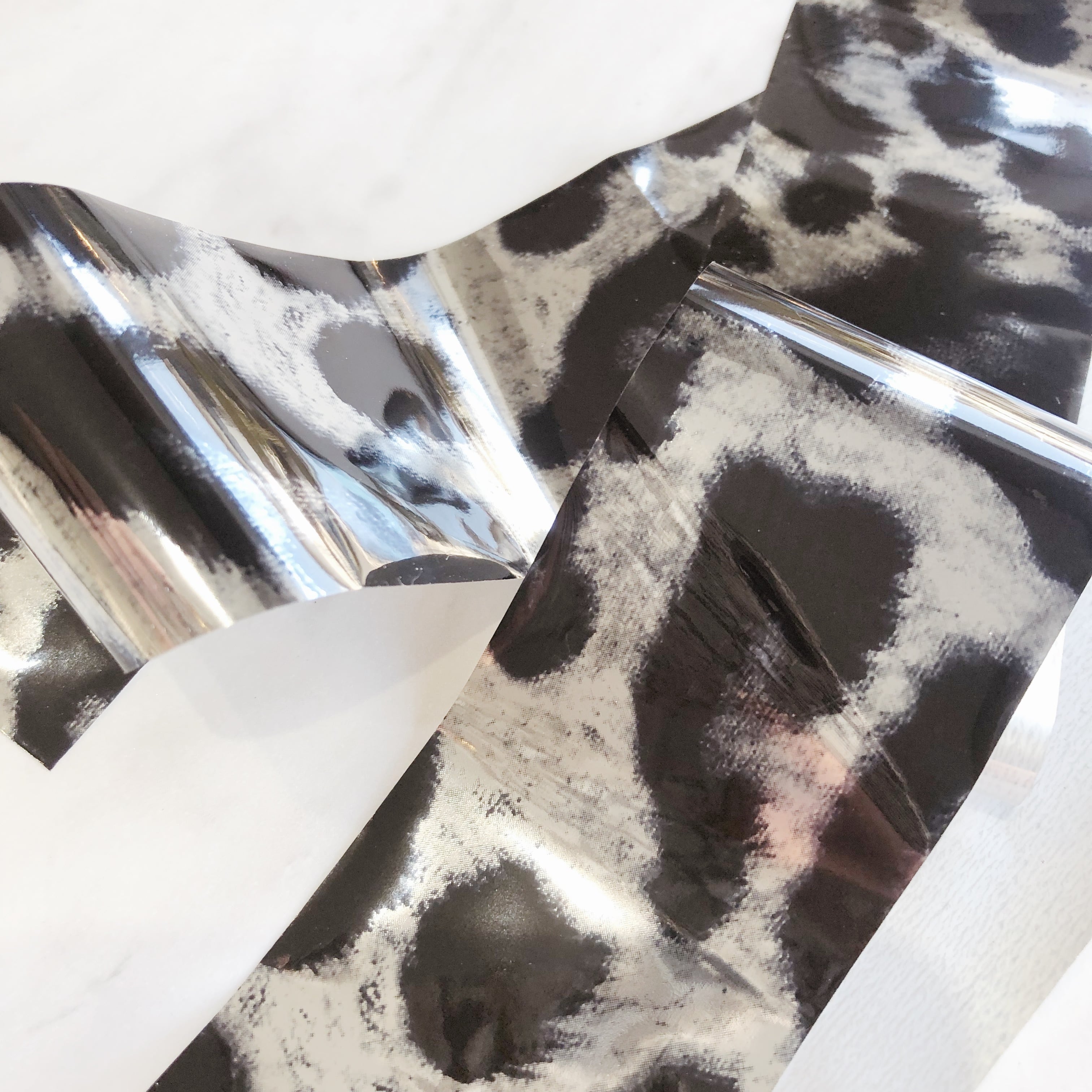 Atelier Novel - F619 Leopard Foil (Silver)