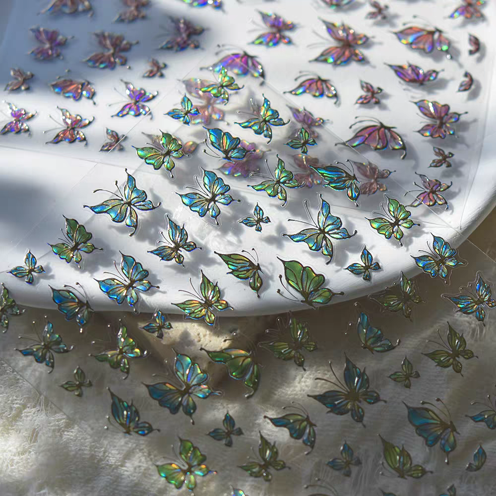 4424 - Self-Adhesive Green/Blue Holographic Butterfly Nail Stickers