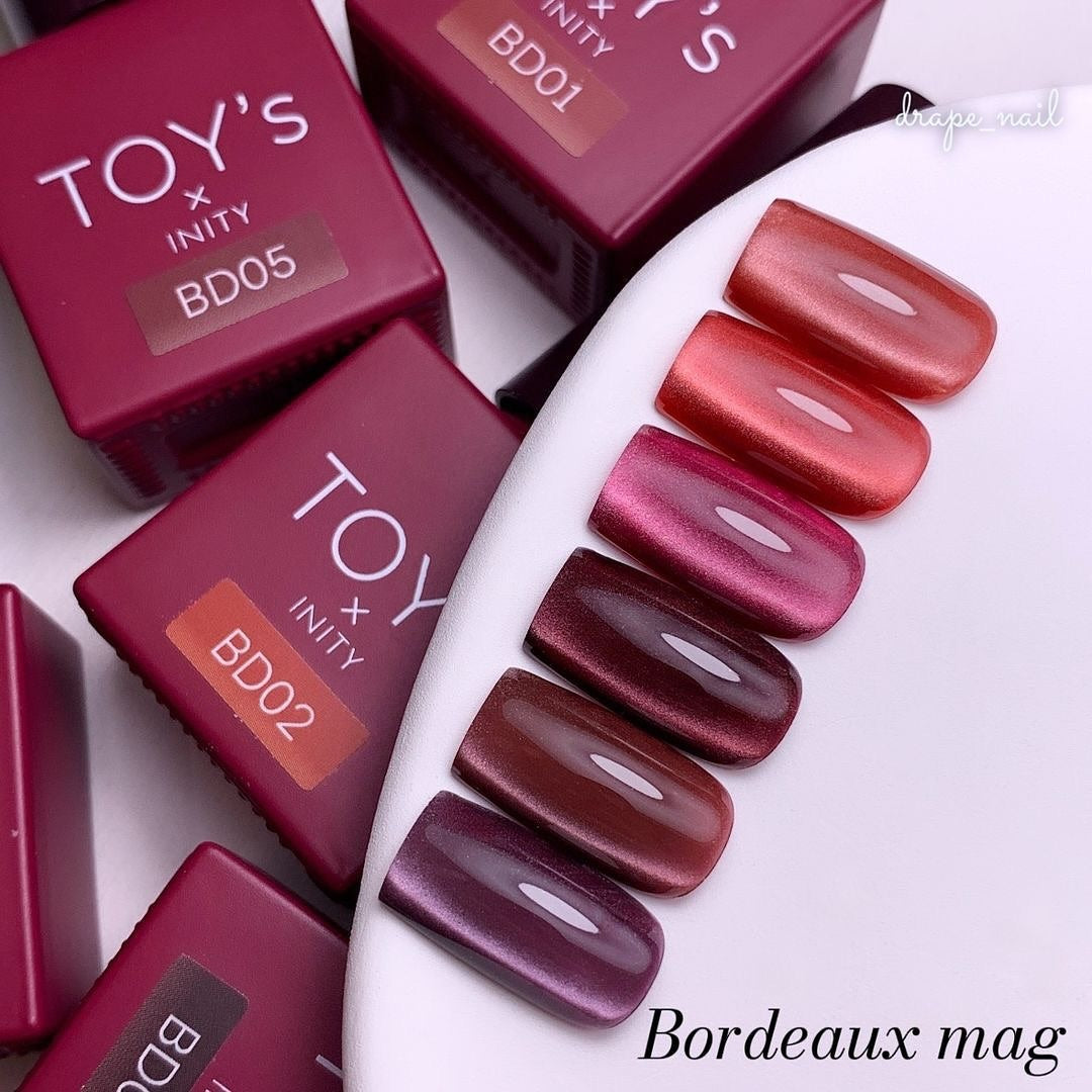TOY's - Bordeux Mag Collection