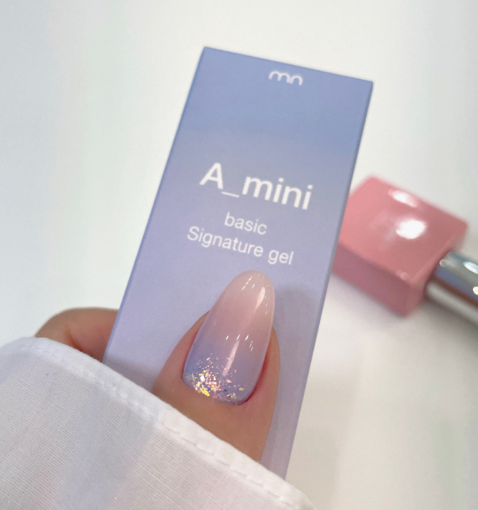 A_mini Signature Gel